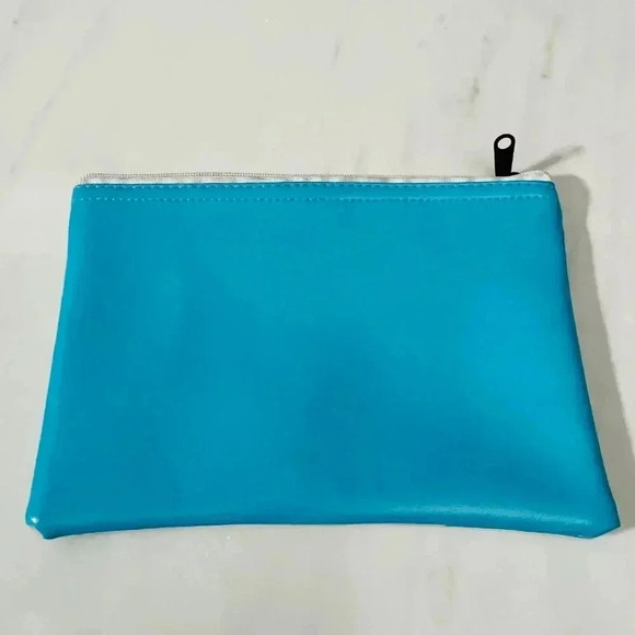 Hello Kitty Sanrio Blue Coin Purse Pouch Makeup Cosmetic Zipper Pink Bow - Picture 3 of 4